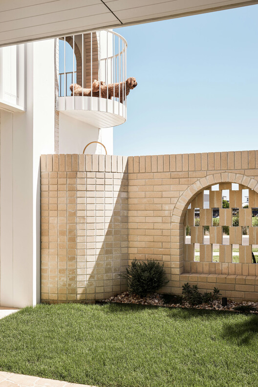 arca.house / Hogg&Lamb - Экстерьерная фотосъемка, Кирпич, Фасад, Окна