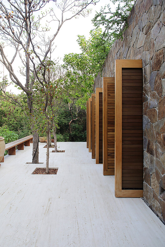 Дом в Тороне II / IUA Ignacio Urquiza Arquitectos - Экстерьерная фотография
