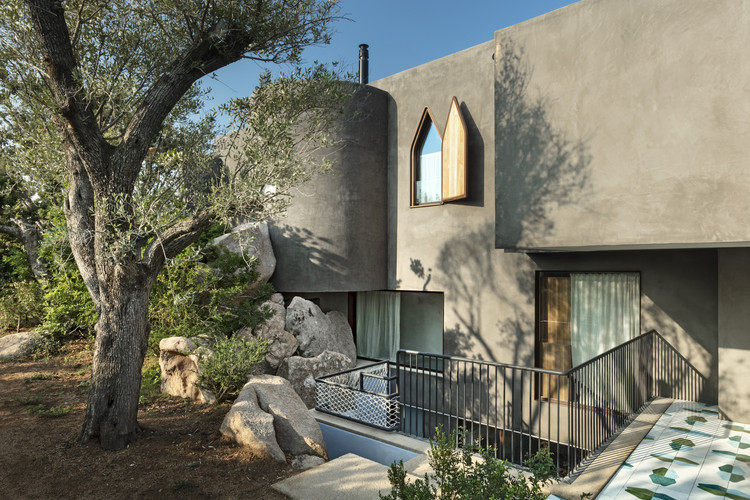 Дом на Сардинии / Stera Architectures - Экстерьерная фотография, Лестница, Бетон, Арка