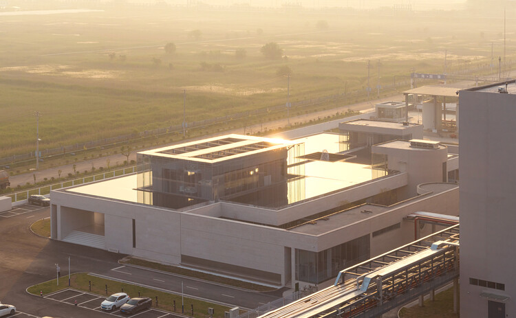 Bluepha BioFAB / XING DESIGN - Интерьерная фотография
