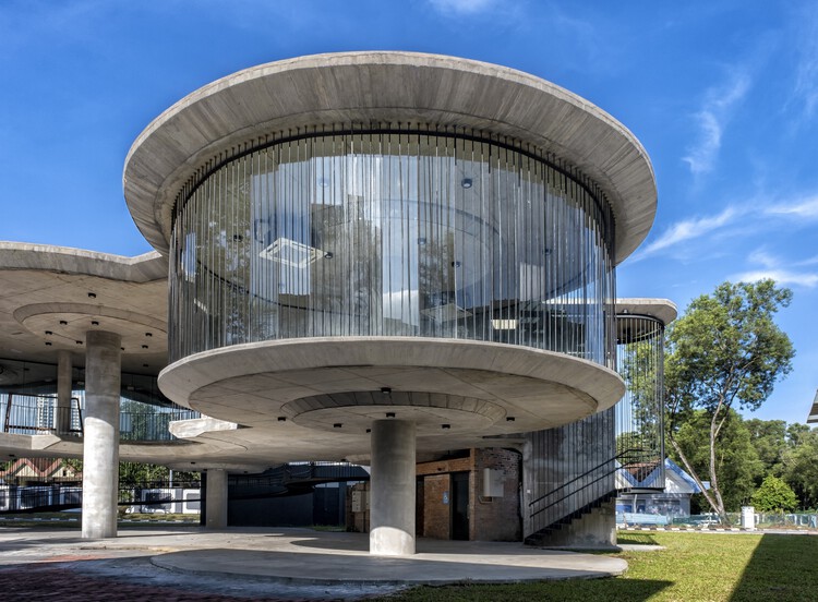 Общественный центр PJKita / DTLM Design Group - Наружная фотография, Фасад