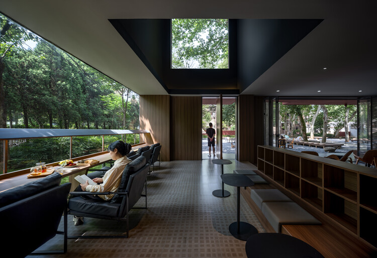 Yiwu Chian Wutong yard / ALL STUDIO - Интерьерная фотография