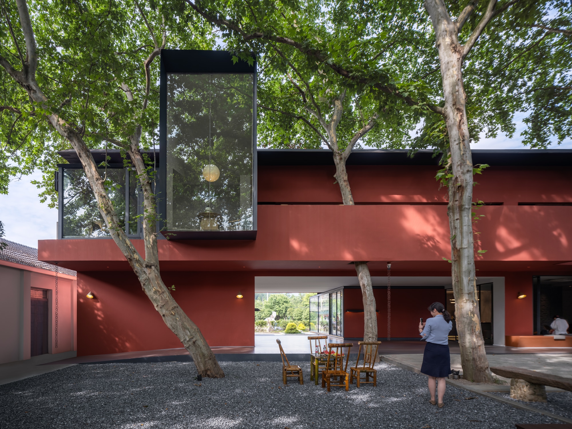 Двор Yiwu Chian Wutong / ALL STUDIO