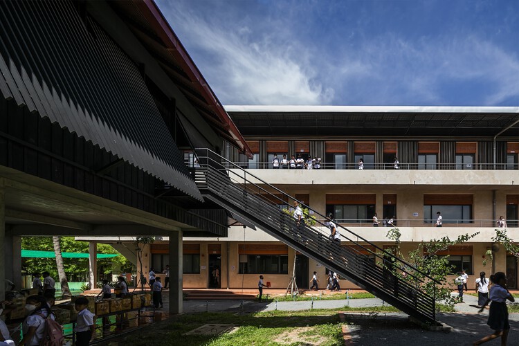 South Field School / Bloom Architecture - Экстерьерная фотография, окна, фасад