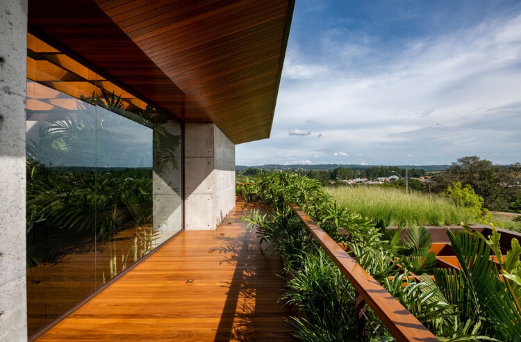 Residência ZV / F:Poles Arquitetura - Экстерьерная фотография