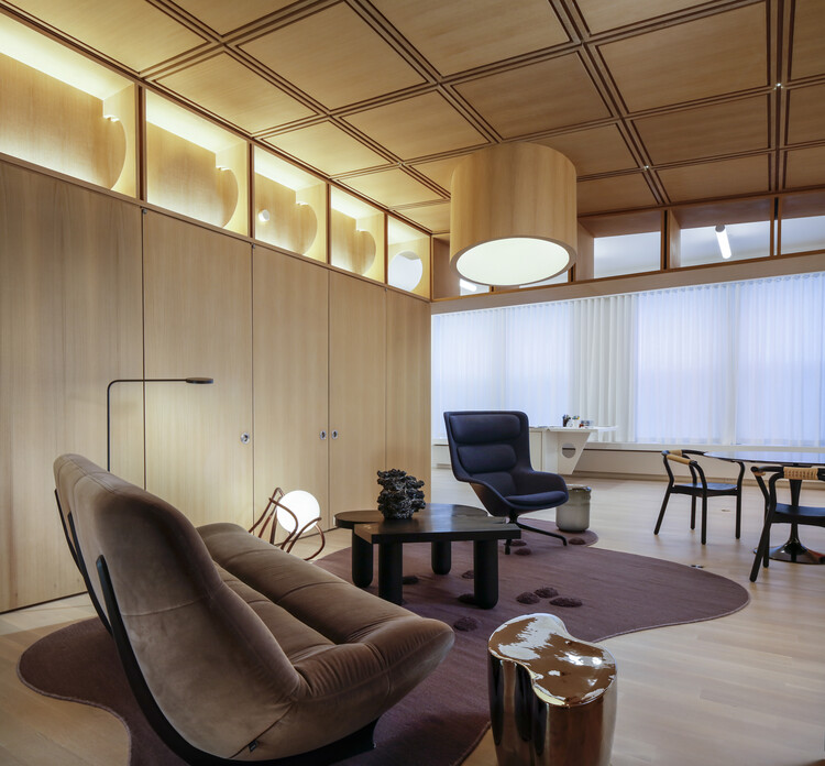 Soho Art Loft / Архитектура Фуллера / Оверби + Архитектура Дайан Льюис - Интерьерная фотография, Гостиная, Стул, Окна
