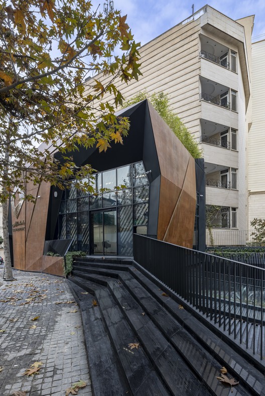 Карафарин Банк / NextOffice - Экстерьерная фотосъемка, Фасад