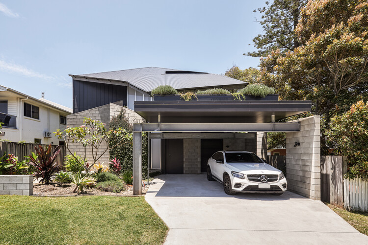 Tin Lizzie House / Shane Denman Architects - Экстерьерная фотография, окна, фасад