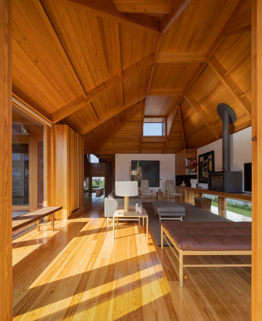 House da Fontinha / Carlos Castanheira - Интерьерная фотография, Окна, Балка, Терраса
