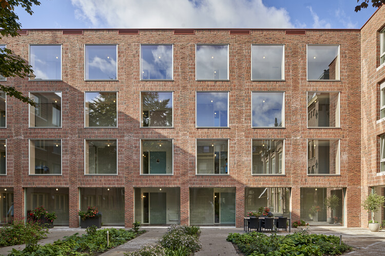 Oude Dijk Housing / Shift Architecture Urbanism - Экстерьерная фотография, окна, фасад