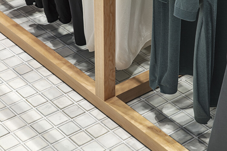 Goldwin Harajuku Building / Studio Hashimura - Интерьерная фотография, окна, дверь