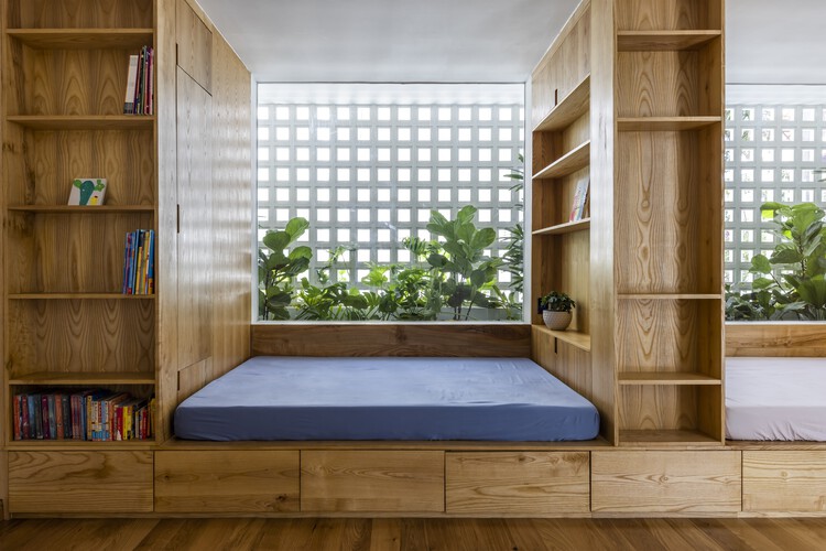 215D7 House / 23o5Studio - Интерьерная фотография