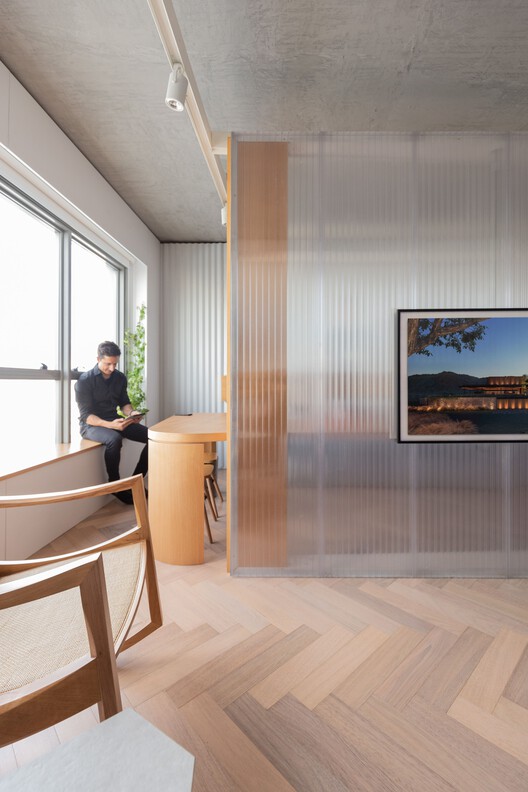 OCA Office Headquarters 03 / Oficina Conceito Arquitetura - Интерьерная фотография, окна