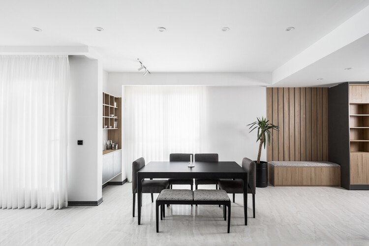 ALMO Residence / ZHAV Design Studio - Интерьерная фотосъемка, Столовая, Стол, Стул