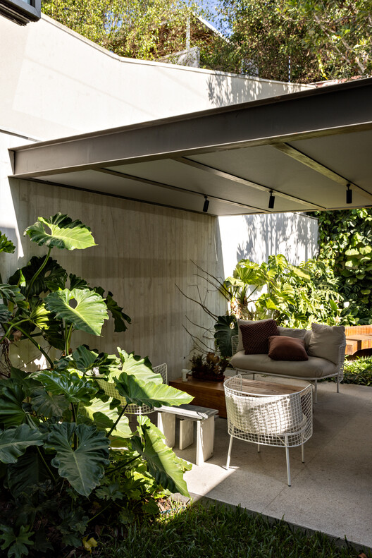 LRM House / Studio AG Arquitetura - Интерьерная фотография, Гостиная, Стул, Сад, Патио, Двор