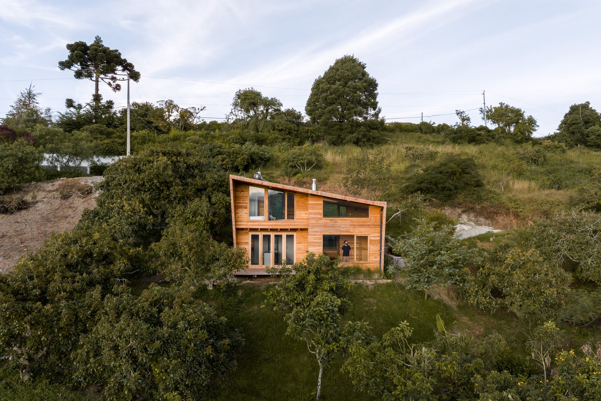 Дом Перучо / Педро Калле + El Sindicato Arquitectura