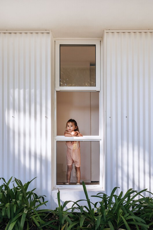 Playa Hermosa Refuge / bercetche estudio - Интерьерная фотография, Окна, Фасад