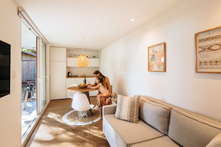 Playa Hermosa Refuge / bercetche estudio - Интерьерная фотография, Диван, Стол, Стул
