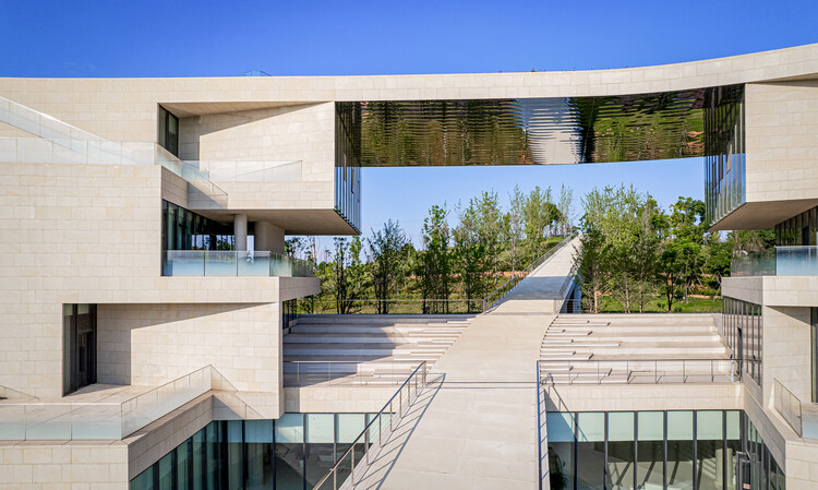 Окно музея Кайчжоу / BIAD + ZXD Architects - Экстерьерная фотография, Фасад