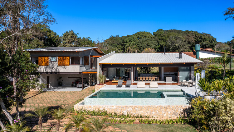 FA House / Rocco Arquitetos - Фотография экстерьера, окна