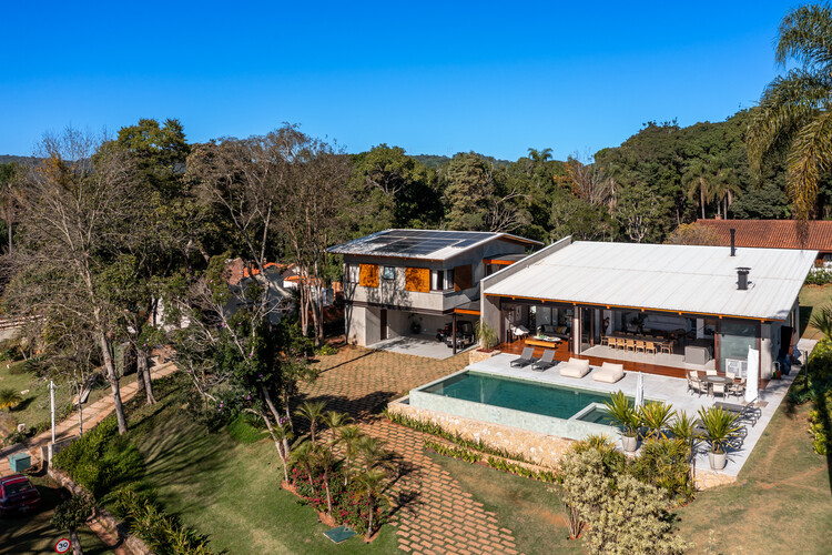 FA House / Rocco Arquitetos - Фотография экстерьера, сад