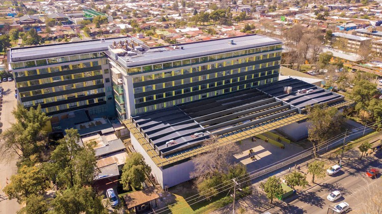 Здание штаб-квартиры UOH Rancagua / Marsino Arquitectura – фотографии экстерьера