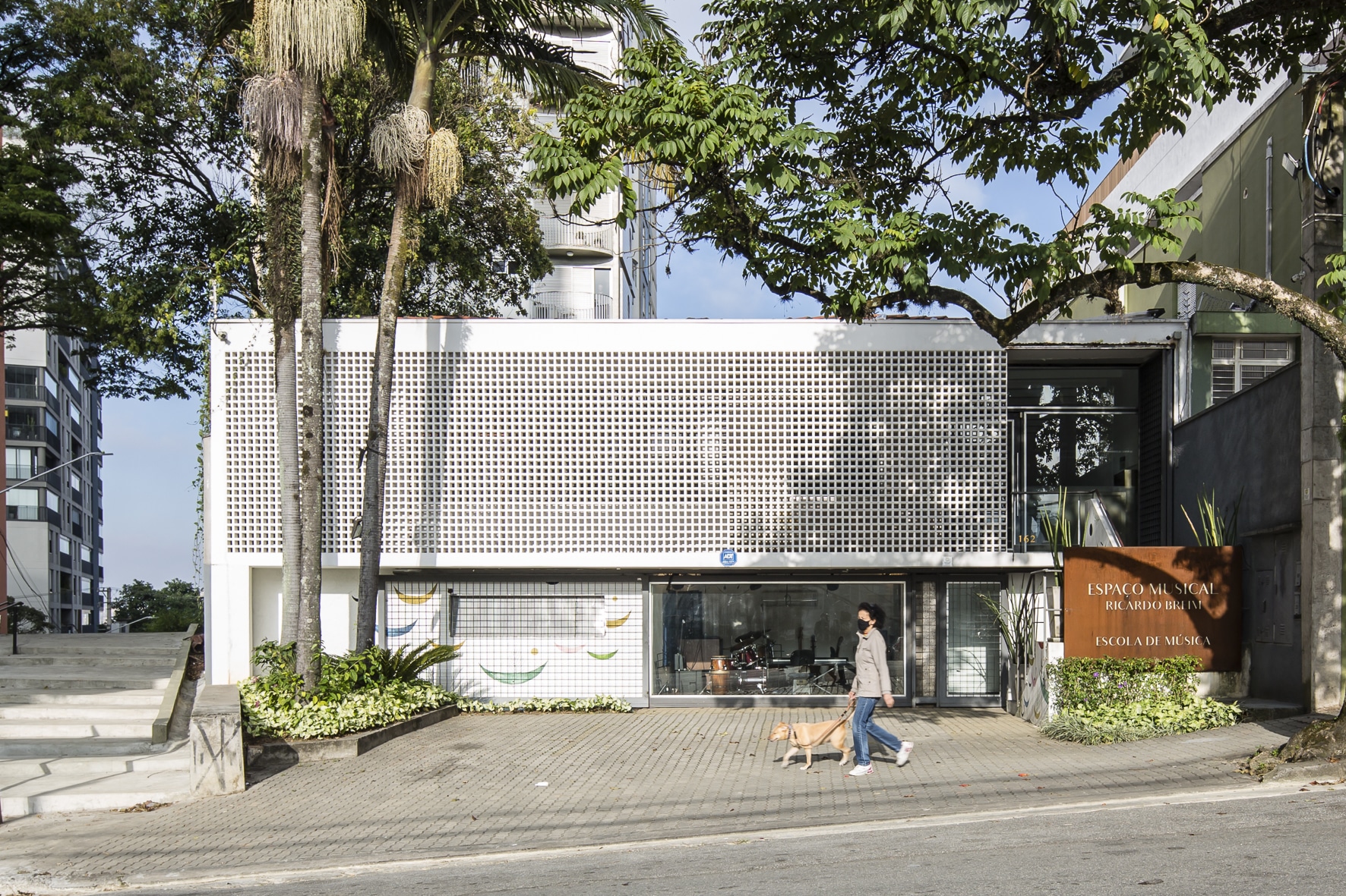 Музыкальное пространство / RMAA - Рейнах Мендоса Arquitetos Associados
