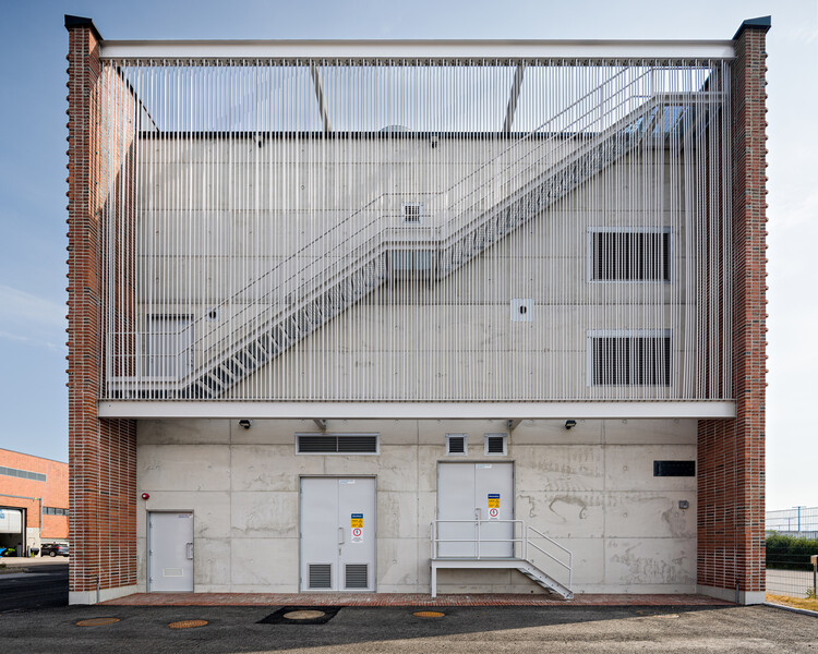 Здание теплового насоса Вуосаари / Virkkunen & Co Architects — фотография экстерьера, фасад, окна