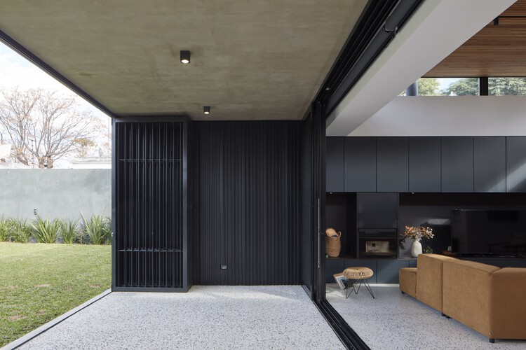 Ремонт дома Alma / iHouse estudio - Фотография интерьера, фасада