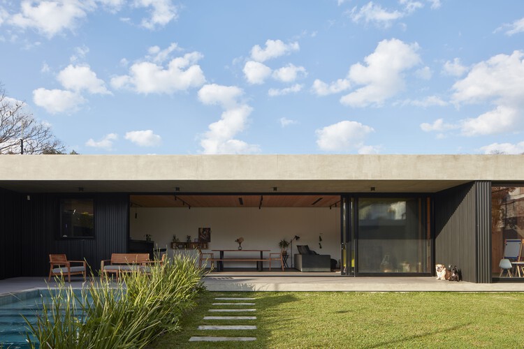 Ремонт дома Alma / iHouse estudio - Фотография экстерьера