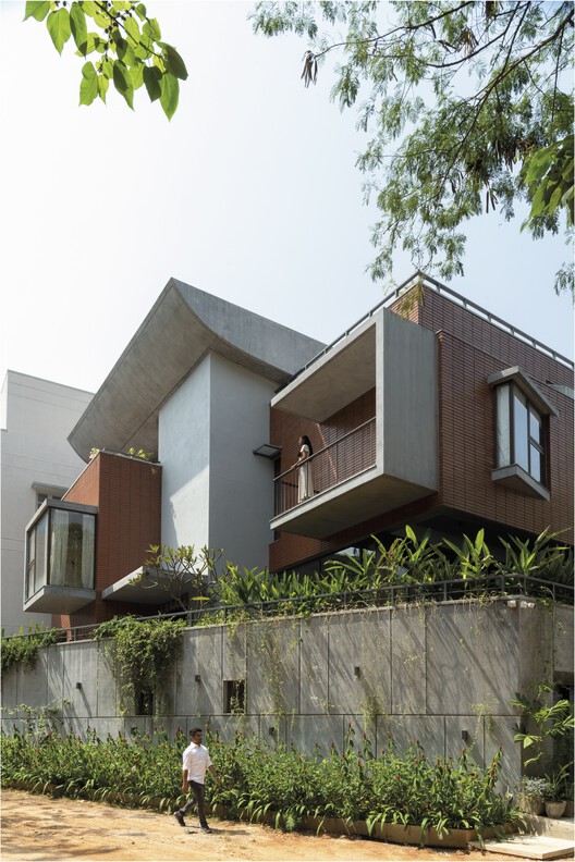Nairy Residence / Funktion Design - Экстерьерная фотография, окна, фасад