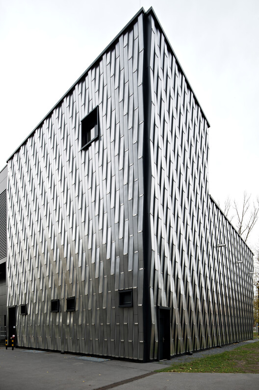 Энергетическая установка Umspannwerk Sellerstrasse / Heide & von Beckerath - Фотография экстерьера, фасад