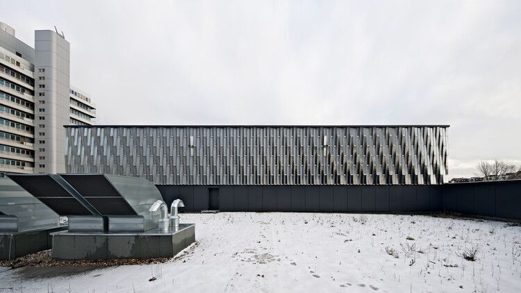 Энергетическая установка Umspannwerk Sellerstrasse / Heide & von Beckerath — Изображение 6 из 19