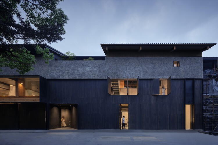 Дизайн ремонта BANCANG / Benzhe Design - Фото экстерьера, двери, окна, фасад