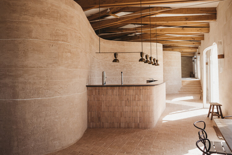Son Blanc Hotel / Atelier du Pont - Фотография интерьера, балка