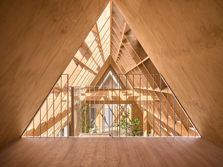 Ферма Мангми / Todot Architects and Partners — Фотография интерьера, балка, перила
