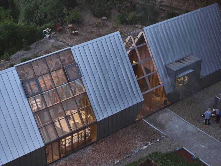 Ферма Мангми / Todot Architects and Partners - Экстерьерная фотография, окна, фасад