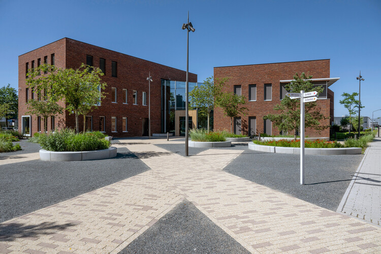 Brainport Human Campus: The Atelier / The Dutch Wave + Hal2 Projects - Наружная фотография, окна