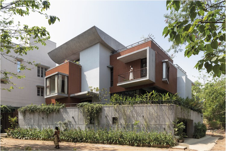 Nairy Residence / Funktion Design - Экстерьерная фотография, окна, фасад