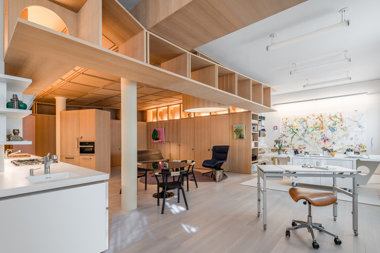 Soho Art Loft / Архитектура Фуллера / Оверби + Архитектура Дайан Льюис - Интерьерная фотография, Кухня, Стол, Стул