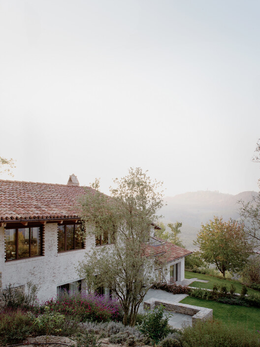 Cascina House / Дизайн Джонатана Таки - Фотография экстерьера, окна