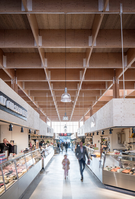 Östermalm Hall Padel / Tengbom - Фотография интерьера, балка