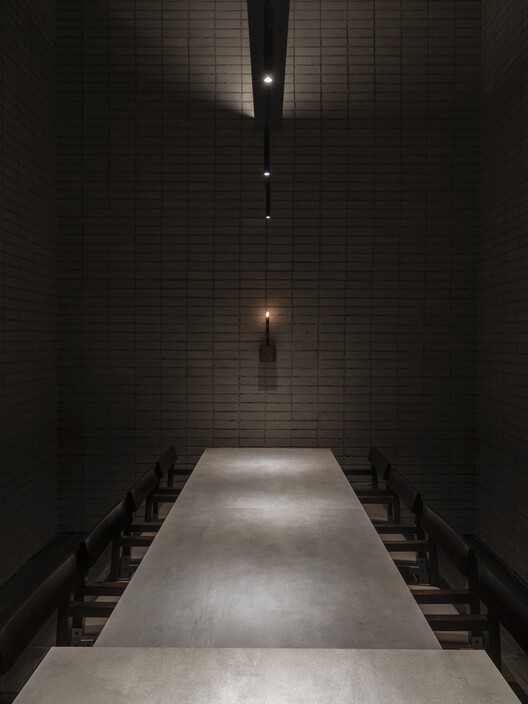 Imok Smoke Dining / Project Mark — Фотография интерьера