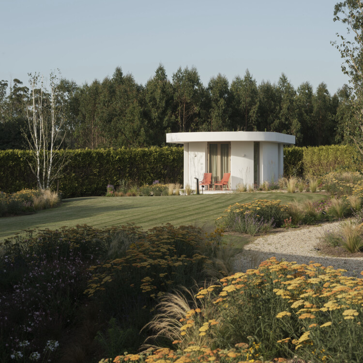 O Castro da Costiña Cabins / Gramática Arquitectónica - Фотография экстерьера, сад