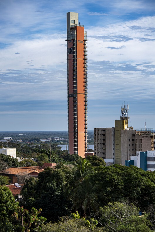 ICONO Tower / Arquitecto Carlos a Jiménez + EST arquitectura SRL - Фотография экстерьера, окон, городского пейзажа