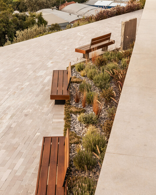 TKA Esplanade / Núcleo de Arquitetura Experimental - Экстерьерная фотография, Сад