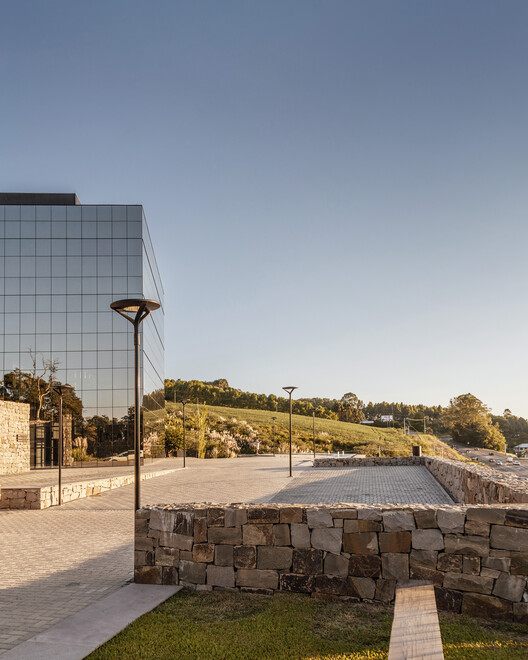 TKA Esplanade / Núcleo de Arquitetura Experimental – Фотография экстерьера