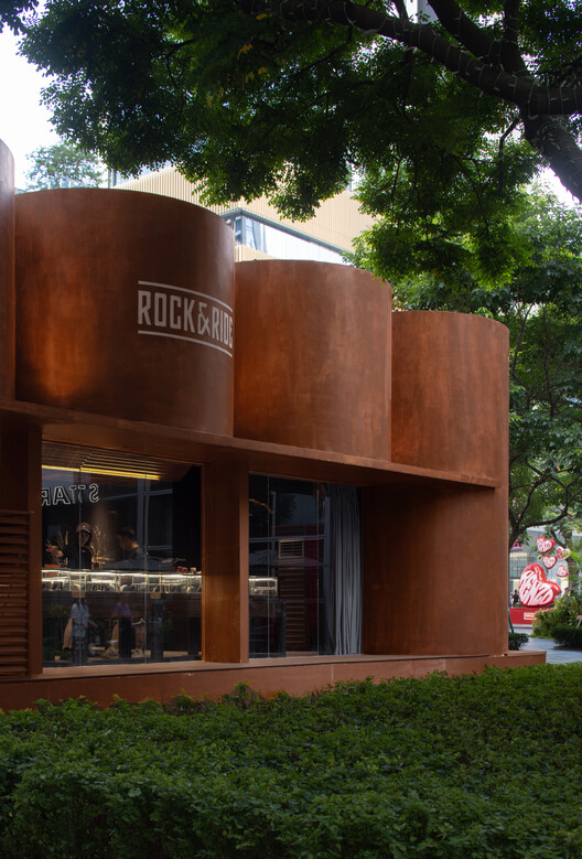 Rock&Ride Shenzhen MixC Popup Store / Within-Beyond Studio - Экстерьерная фотография, фасад