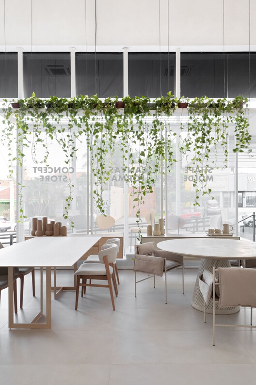 Folio Concept Store / Archi.lab - Фотография интерьера, столовая, стол, стул