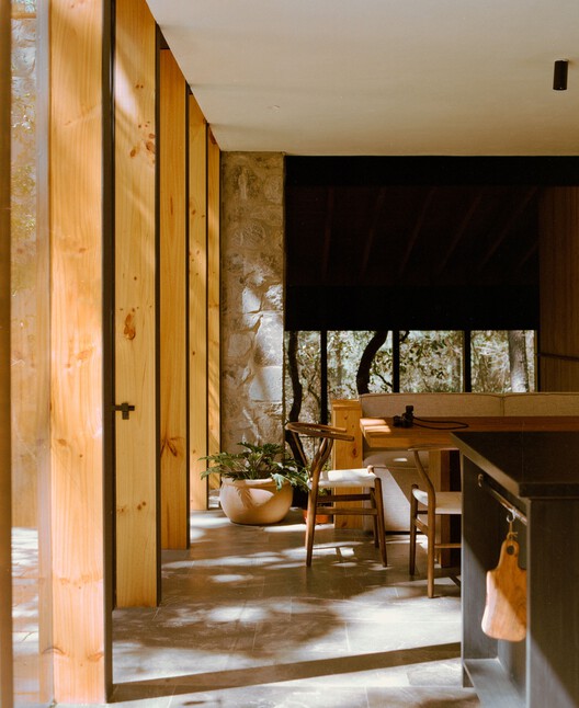 R&R House / Альваро Морагрега / arquitecto - Фотография интерьера, стол, стул